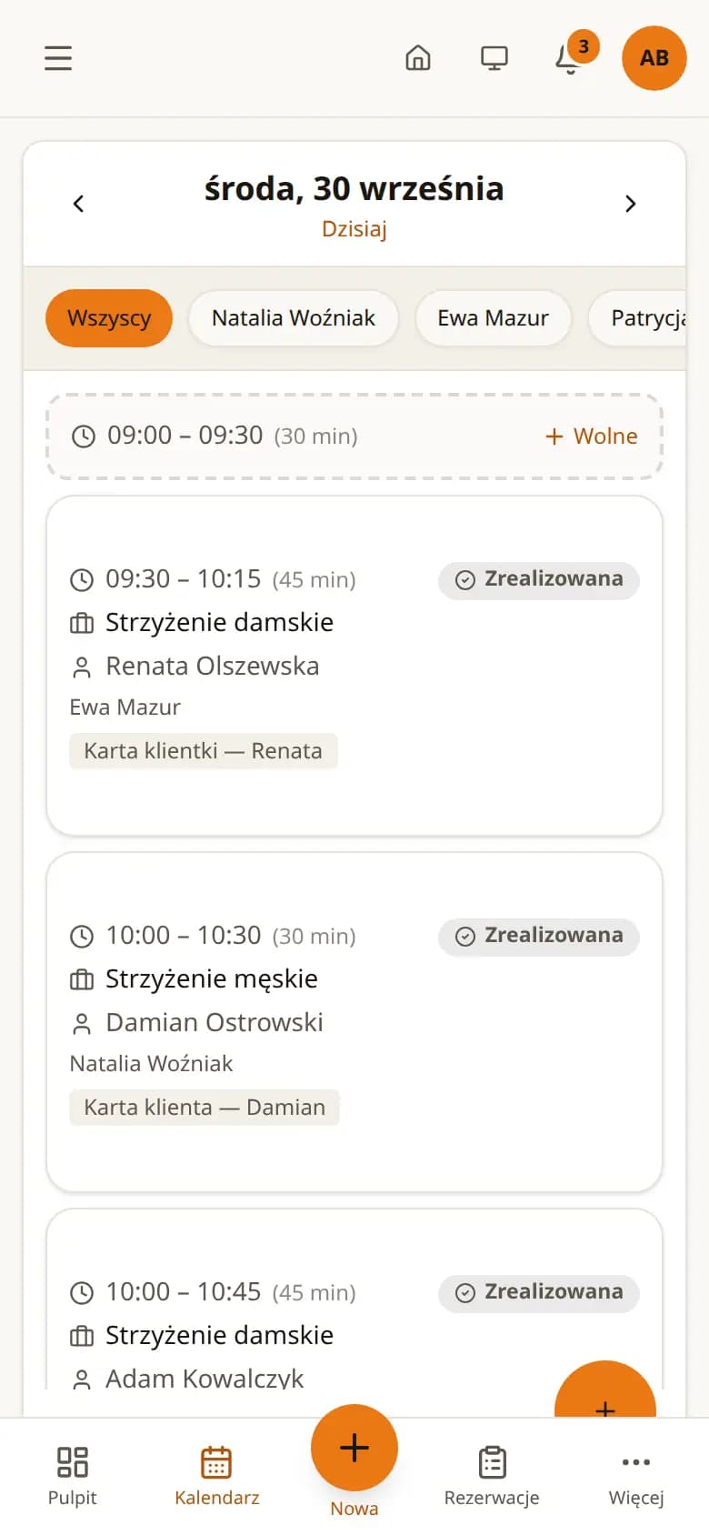 Kalendarz dnia w Terminarz24 na telefonie: lista wizyt z godzinami i wolnym terminem